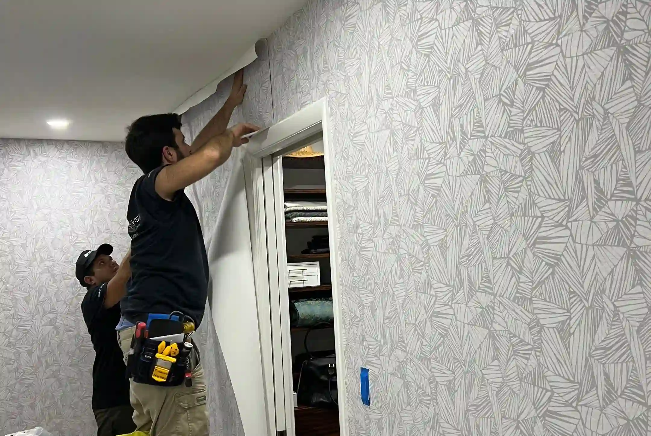 Wallpaper installation services in Palmdale CA